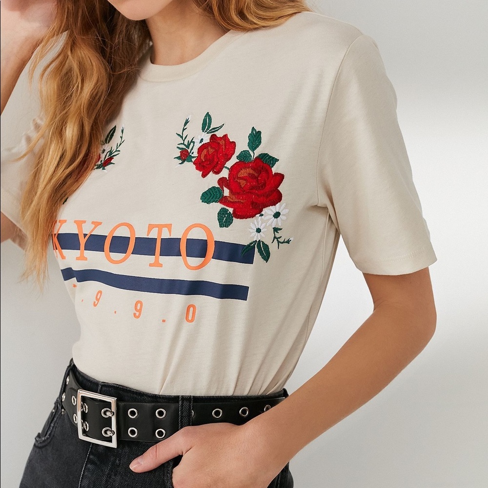 UO Kyoto Embroidered Tee